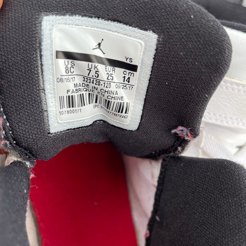 Jordan 6 Rings - Picture 8 of 8